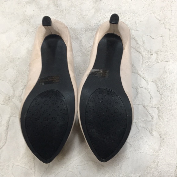 NWOT! Nude Suede Cushioned Stiletto High Heels - Picture 7 of 8